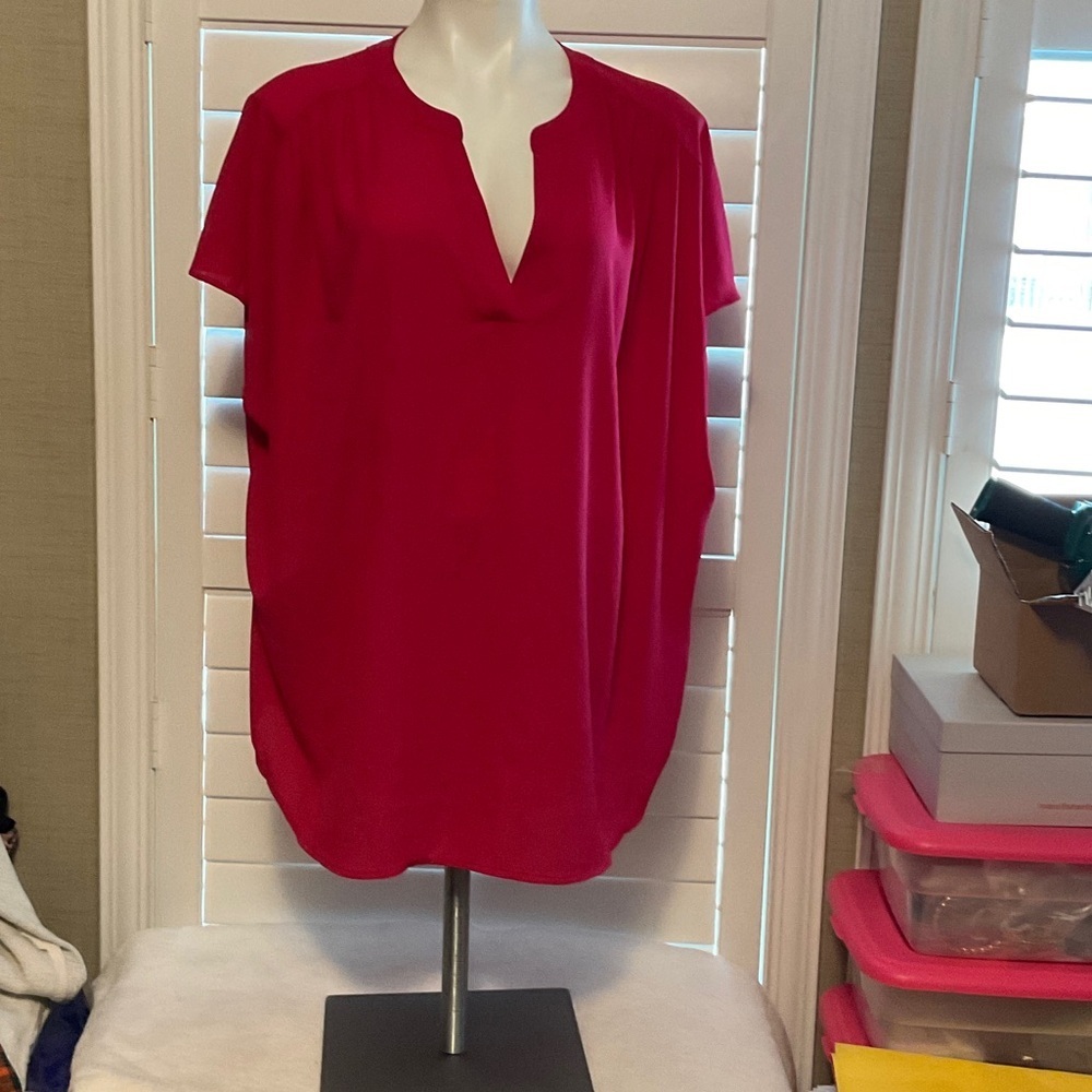 EVRI Women's Red Blouse